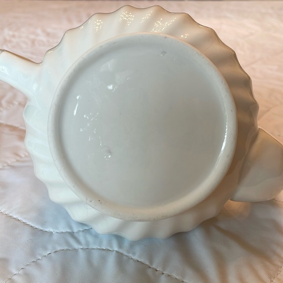 Charming little teapot for one - Picture 5 of 10